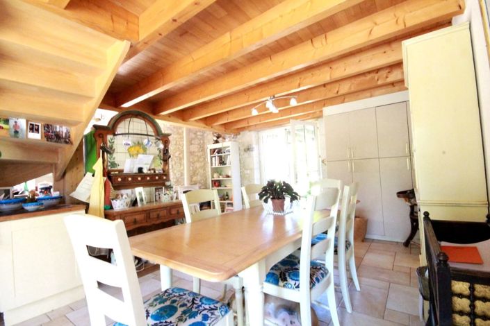 Image No.5-6 Bed House for sale