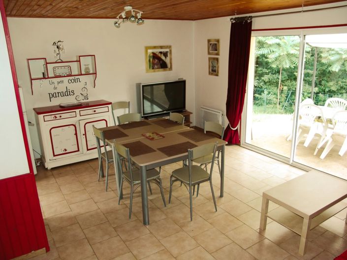 Image No.11-16 Bed House for sale