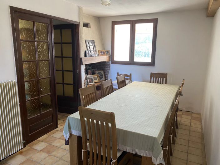 Image No.11-5 Bed House for sale