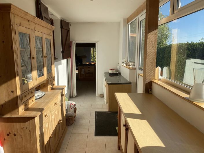 Image No.6-5 Bed House for sale