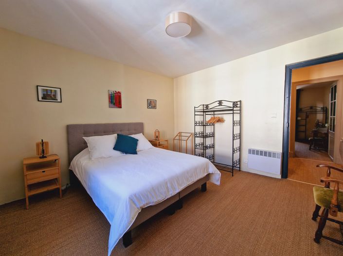 Image No.9-3 Bed Village House for sale