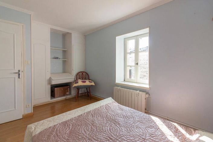 Image No.14-3 Bed House for sale