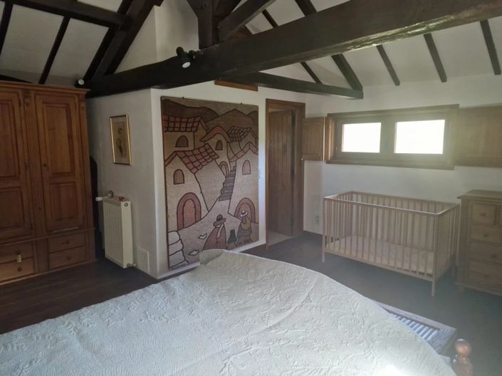 Image No.11-3 Bed House for sale