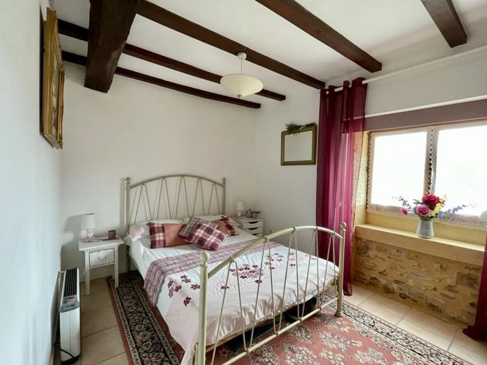 Image No.12-5 Bed House for sale