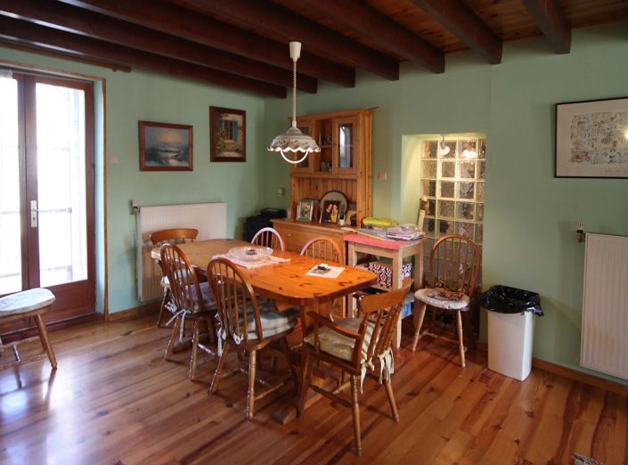 Image No.5-7 Bed House for sale