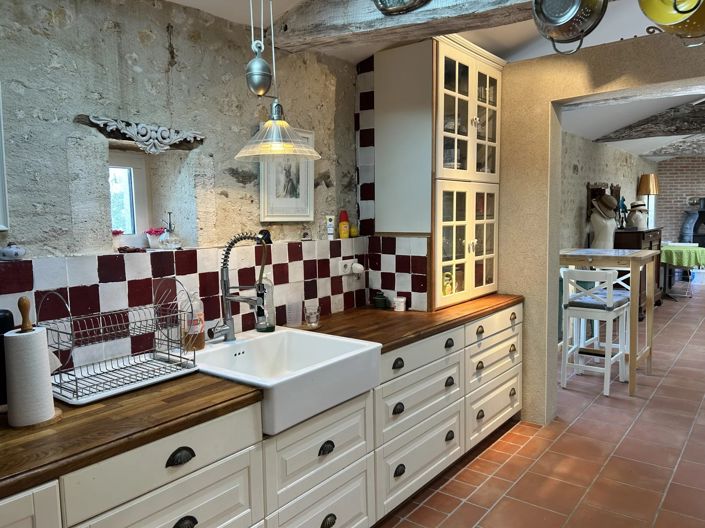Image No.6-4 Bed House for sale