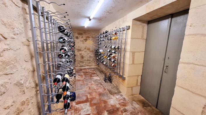 Image No.14-7 Bed House for sale