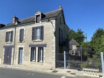 1 - Bélâbre, Maison