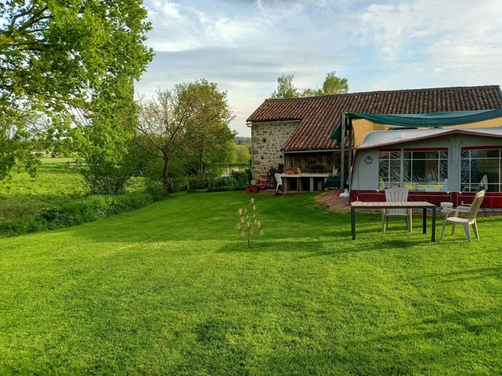Image No.1-3 Bed House for sale