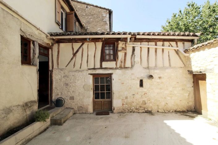 Image No.1-5 Bed Village House for sale