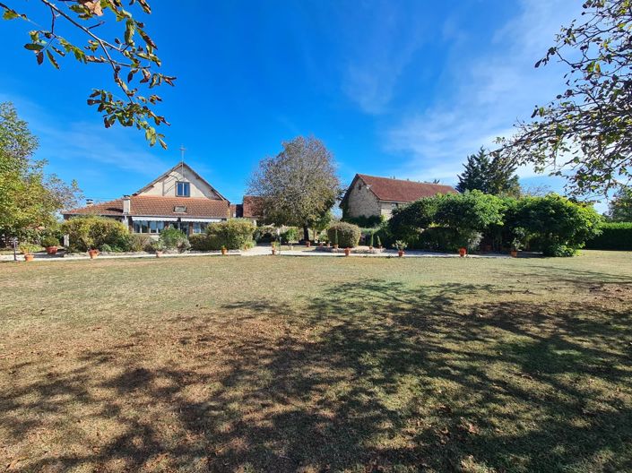 Image No.3-Maison de 23 chambres à vendre à Nadaillac-de-Rouge