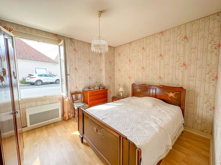 Image No.2-3 Bed House for sale