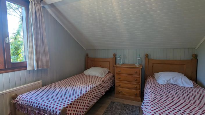 Image No.11-3 Bed Chalet for sale