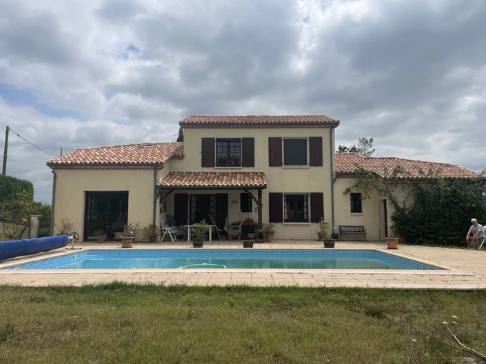 Image No.2-5 Bed House for sale