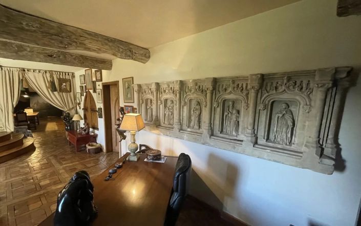 Image No.7-9 Bed House for sale