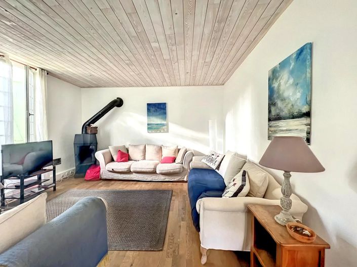 Image No.4-11 Bed House for sale