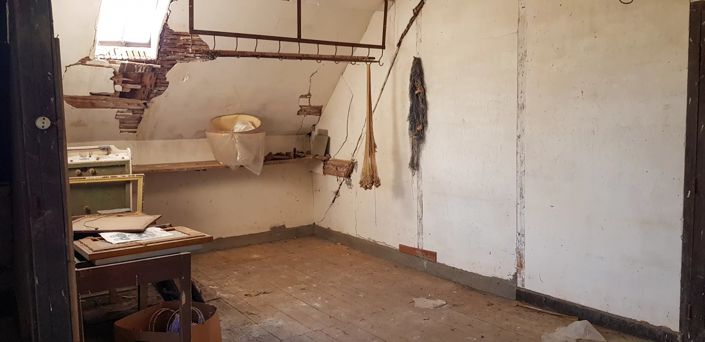 Image No.10-3 Bed Farmhouse for sale