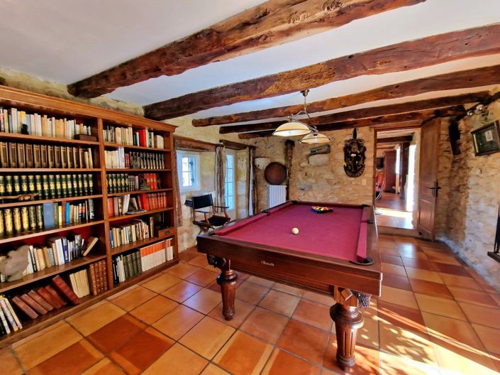 Image No.5-5 Bed Village House for sale