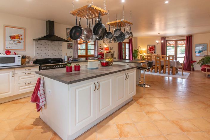 Image No.4-Maison de 6 chambres à vendre à Cognac