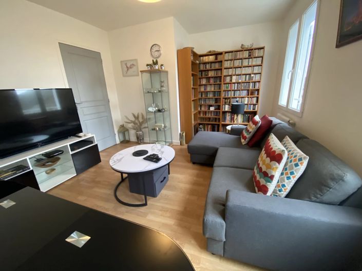 Image No.4-2 Bed House for sale