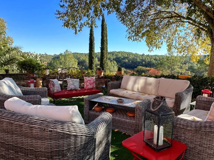 Image No.13-10 Bed House for sale