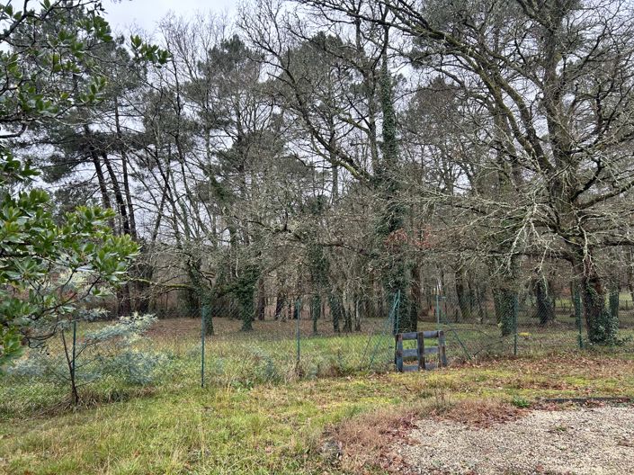 Image No.10-2 Bed House for sale