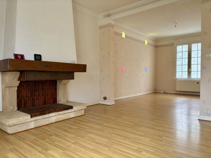 Image No.5-2 Bed House for sale