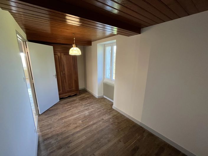 Image No.5-3 Bed House for sale