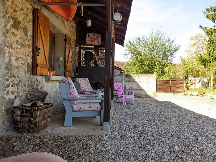 Image No.10-4 Bed Village House for sale