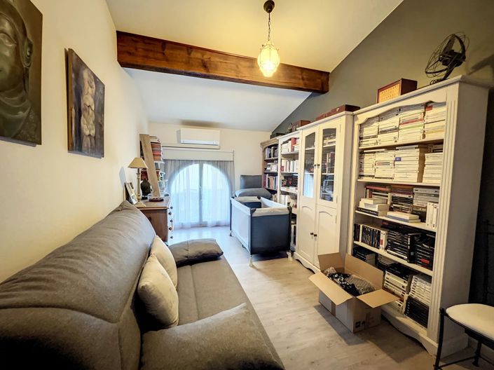 Image No.13-4 Bed House for sale