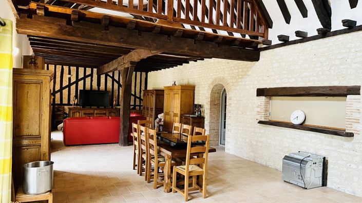 Image No.3-9 Bed House for sale