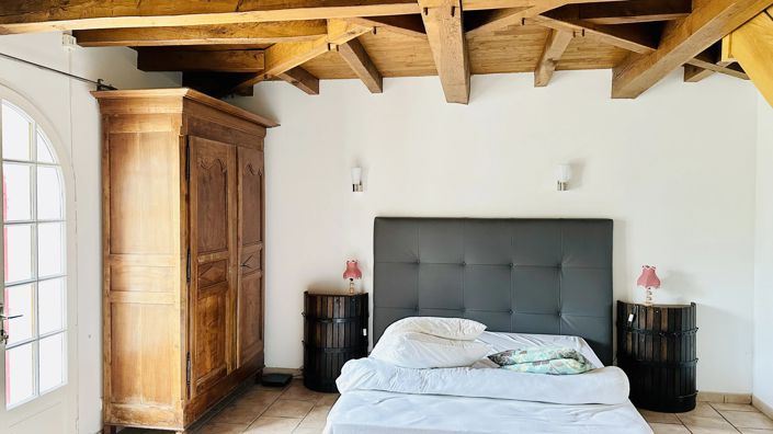 Image No.9-9 Bed House for sale