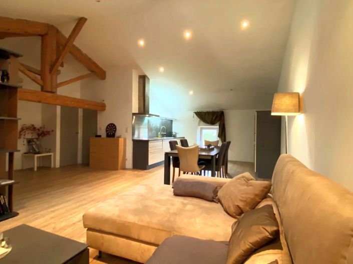 Image No.9-6 Bed Village House for sale