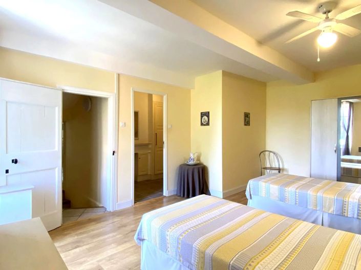 Image No.15-14 Bed House for sale