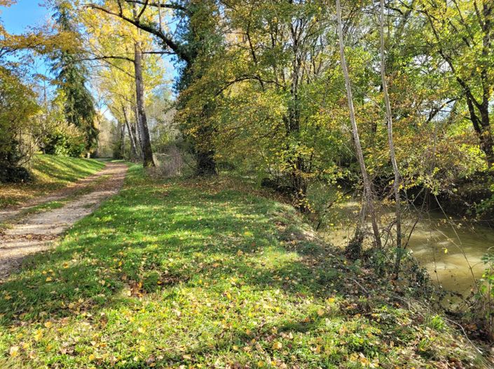 Image No.3-4 Bed House for sale