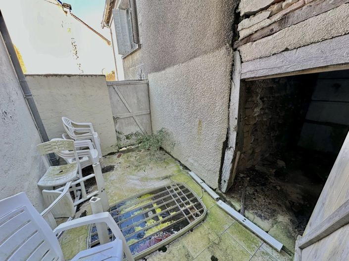 Image No.12-3 Bed Village House for sale