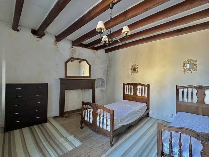 Image No.11-3 Bed Village House for sale