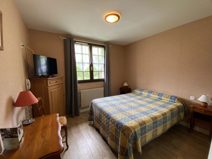 Image No.15-Commercial de 13 chambres à vendre à Sauviat-sur-Vige