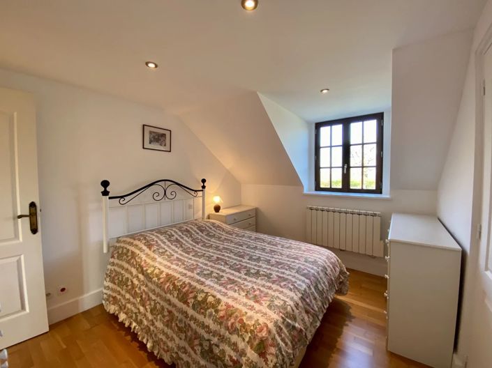 Image No.14-3 Bed House for sale