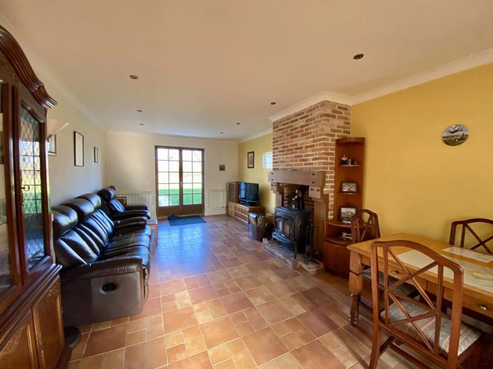 Image No.3-3 Bed House for sale