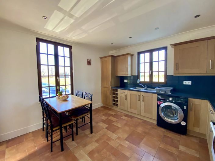 Image No.4-3 Bed House for sale