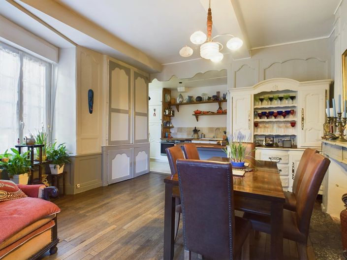 Image No.15-4 Bed House for sale