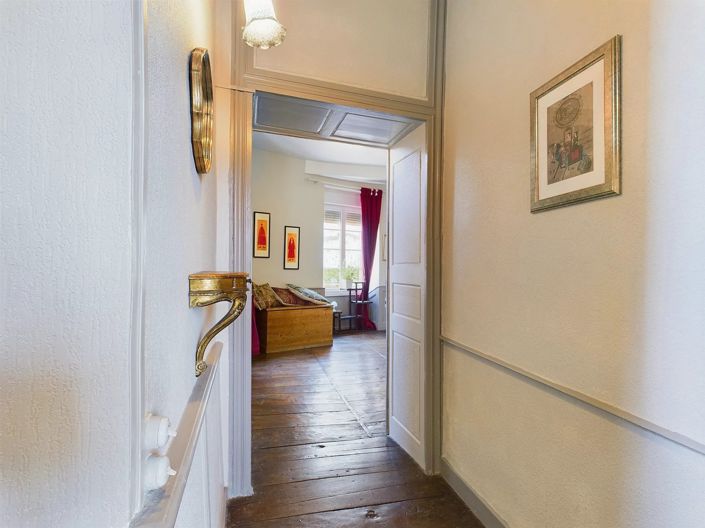 Image No.10-4 Bed House for sale