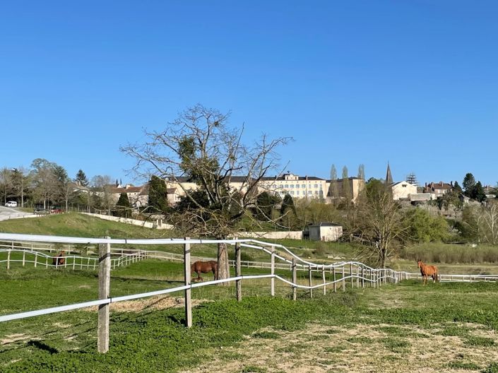 Image No.12-2 Bed House for sale