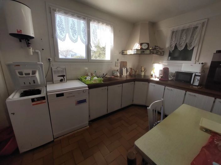 Image No.6-3 Bed House for sale