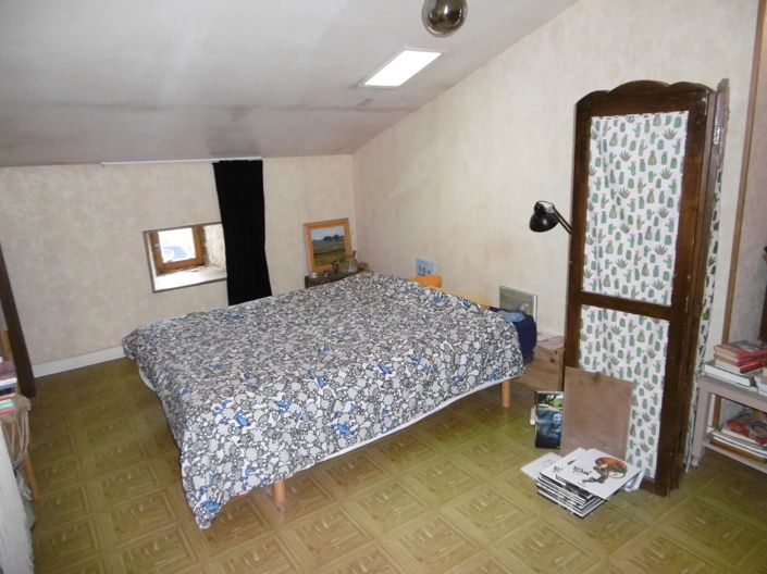 Image No.5-2 Bed House for sale