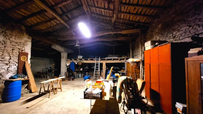 Image No.10-6 Bed House for sale