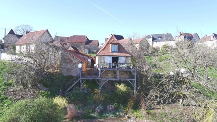 Image No.2-Chalet de 4 chambres à vendre à Hautefort