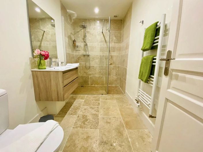 Image No.15-5 Bed House for sale