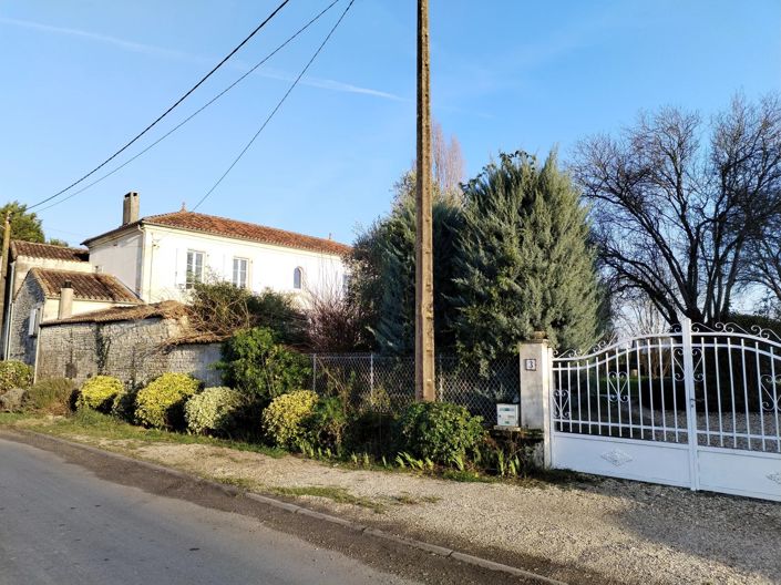 Image No.2-Maison de 5 chambres à vendre à Sainte-Sévère